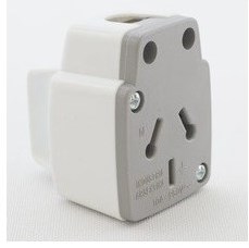 FICHA HEMBRA 20 AMP C/MANIJA MIG